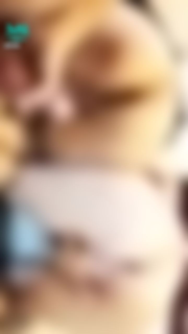 llullu : 🎬姊妹丼🔞屁股控必解！哥哥選我嗎😈😈😈
#3p #小隻馬 #屁股