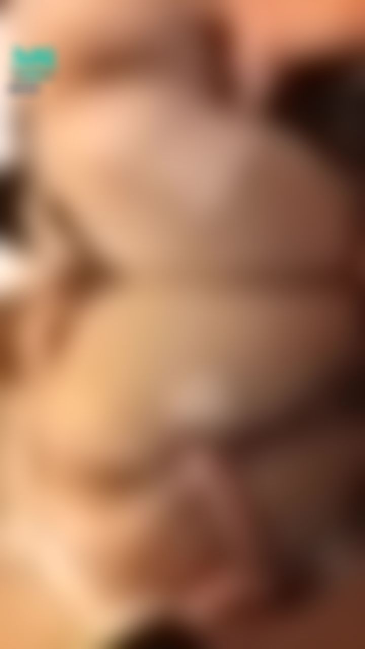 llullu : 🔞姊妹丼🔞哥哥選我嘛～肉棒抵在小穴口人家好想要喔😈😈😈
#3p #屁股 #誘惑