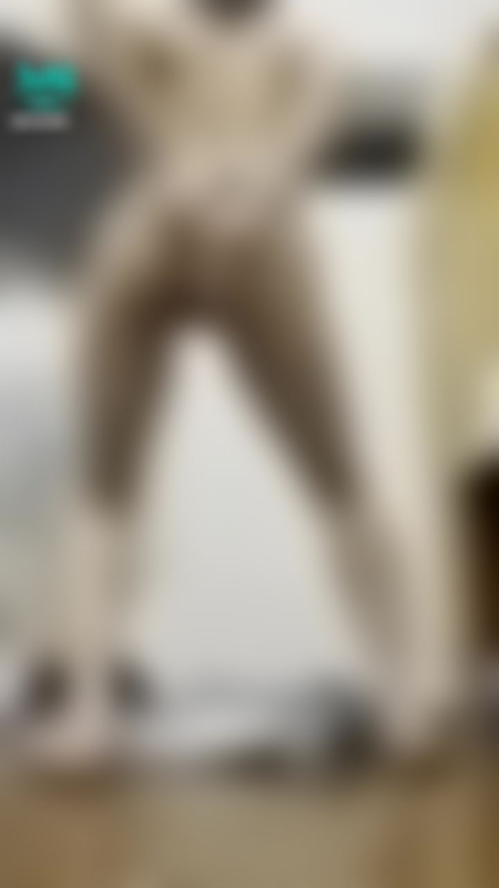 l******i : 狐狸面具的誘惑加上蕾絲小丁💦🍑火辣辣的視角就要你肉棒硬硬😈趕快給我看～
#面具 #誘惑 #淫蕩 #騷貨 #小丁 #丁字褲 #屁股 #屁屁 #蜜桃 #小穴 #穴穴 #美穴 #鮑魚 #裸體 #胸部 #奶子 #乳頭 #奶 #乳房