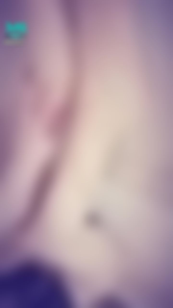 quanna : 透膚絲襪無內🥰配上美腿誘人小鮑魚😋😋😋
送珍珠項鍊🉐露臉版
#絲襪 #美腿 #無內 #誘惑 #性感