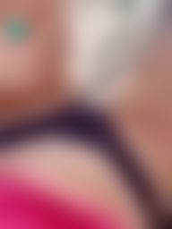 monicaray : Moaning becouse i like to touch my pussy and masturbating yeah