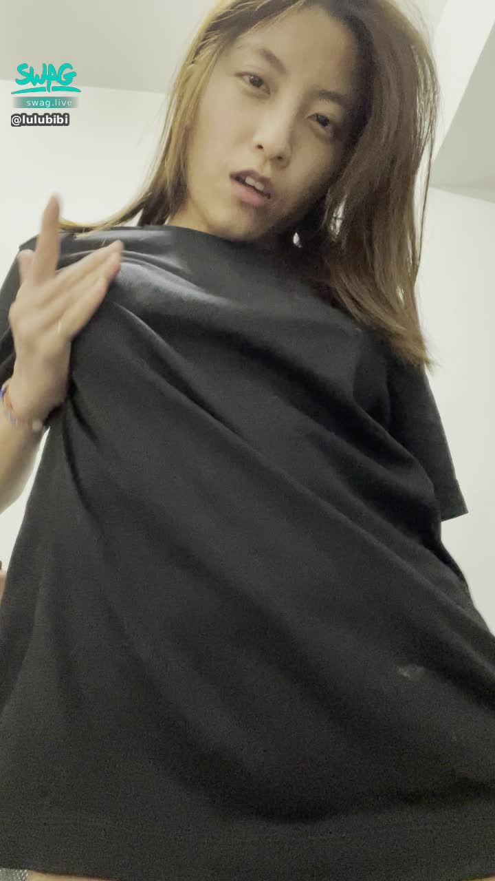  : The little sister at home will let you feel the warmth of home 😳😳 Are you lonely at home? 🥹 come find me 😘
#居家 #裸體 #奶子 #內褲 #奶 #胸部 #胸控福利 #露奶 #露臉 #摸摸 #乳頭 #乳房 #奶頭 #淫蕩 #誘惑 #色情 #擠奶 #抓奶
