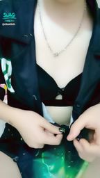 chanlinh : nữ sinh tự lột quần áo