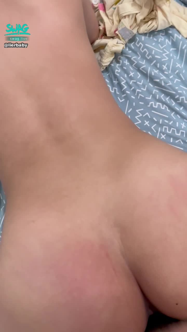 lierbaby : ㊙️獸性大發的黎兒㊙️

好爽好爽🈵肉棒頂得好深💯叫聲叫得好淫蕩🤭

老公問：要射哪裡🉐