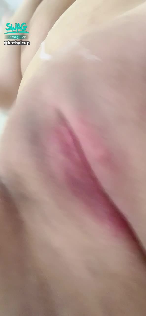  : Ejaculate so thick semen on me...the expression of prostration and satisfaction...I really like to be used as a sex toy ❤️💦🍆👅🔞

#體外射精 #露臉 #爆乳 #巨乳 #露點 #肉感 #淫穴