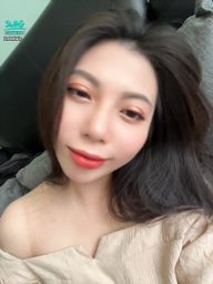 stellajs : 今天起床特別特別來化妝🪞新的一天心情真好🤣🤣
#葡萄 #週五晚上9點直播