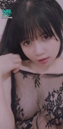 sexyylady : 露脸脱脱脱摸摸摸 了,开播啦老公们😚😄快来看你们的老婆吧。
face and boobs 💦💦