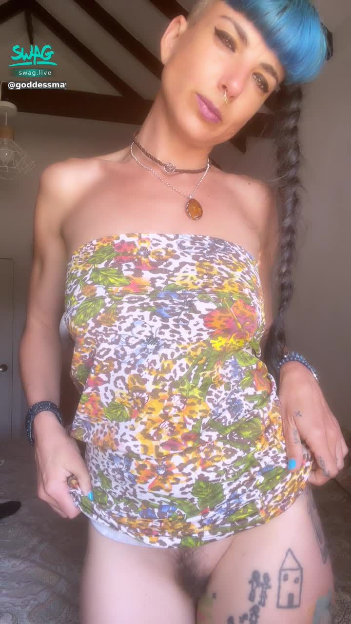 goddessmaya : Getting naked