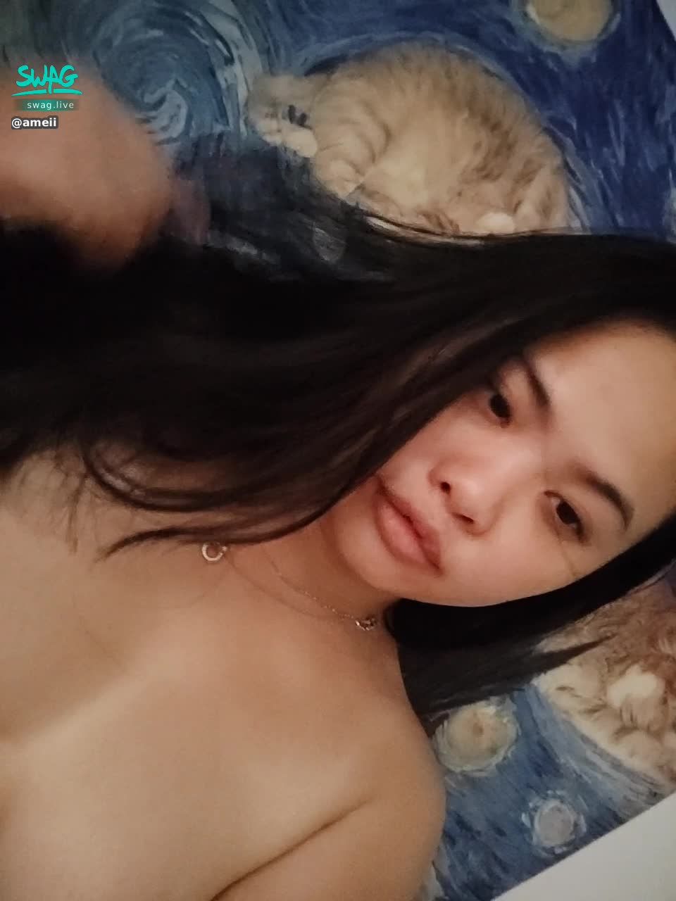 ameii : 你繼續忙
我繼續扭😝😝😝