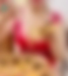 lovesisi : 🍕美食公道希🍕吃個食物可以正常一點?這是在舔什麼?👅