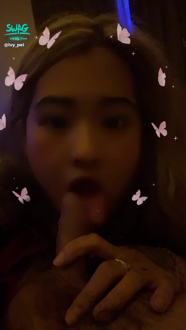  : #聊天 #看片 #私訊🥹 🥹