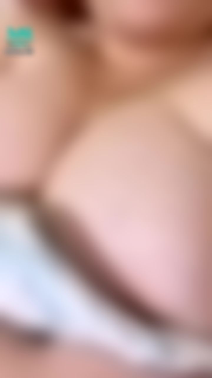  : 這個角度大家喜歡嗎～～❤️❤️裸睡好像很方便🤣大家知道為什麼嗎？？❤️