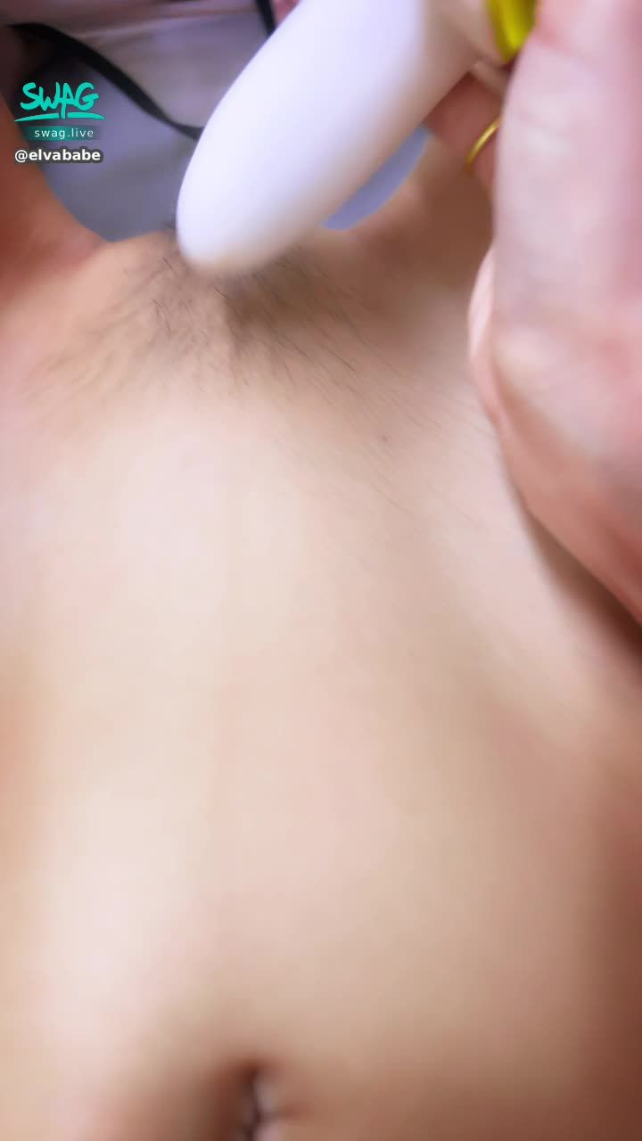 elvababe : 好色喔～趕快點進來看看我在幹嘛😚🤫