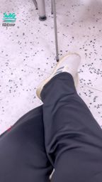 h*****r : 抱起來的腿喔!