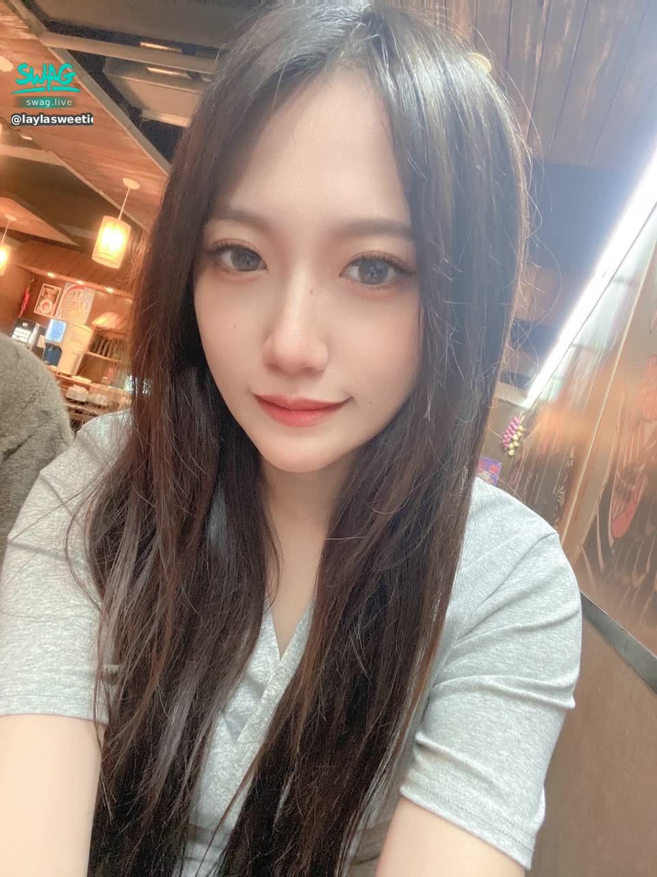 sweetie1111 : 5/18 22:00～24:00清純學生妹來襲❤️多多支持我嘛