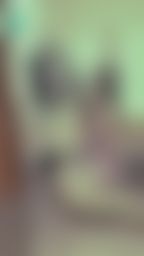 janicee : 近拍雙腳,腳指甲上的指甲油👀
撥個頭髮💚
睡衣下的粉色內衣💋
真絲的觸感🎀
night dress💖
#內衣 #sexy #black #性感 #黑髮 #長髮 #乳溝 #低胸 #開衩 #美腿 #赤腳 #裸足 #鎖骨 #指甲油 #睡衣 #bra #乳溝