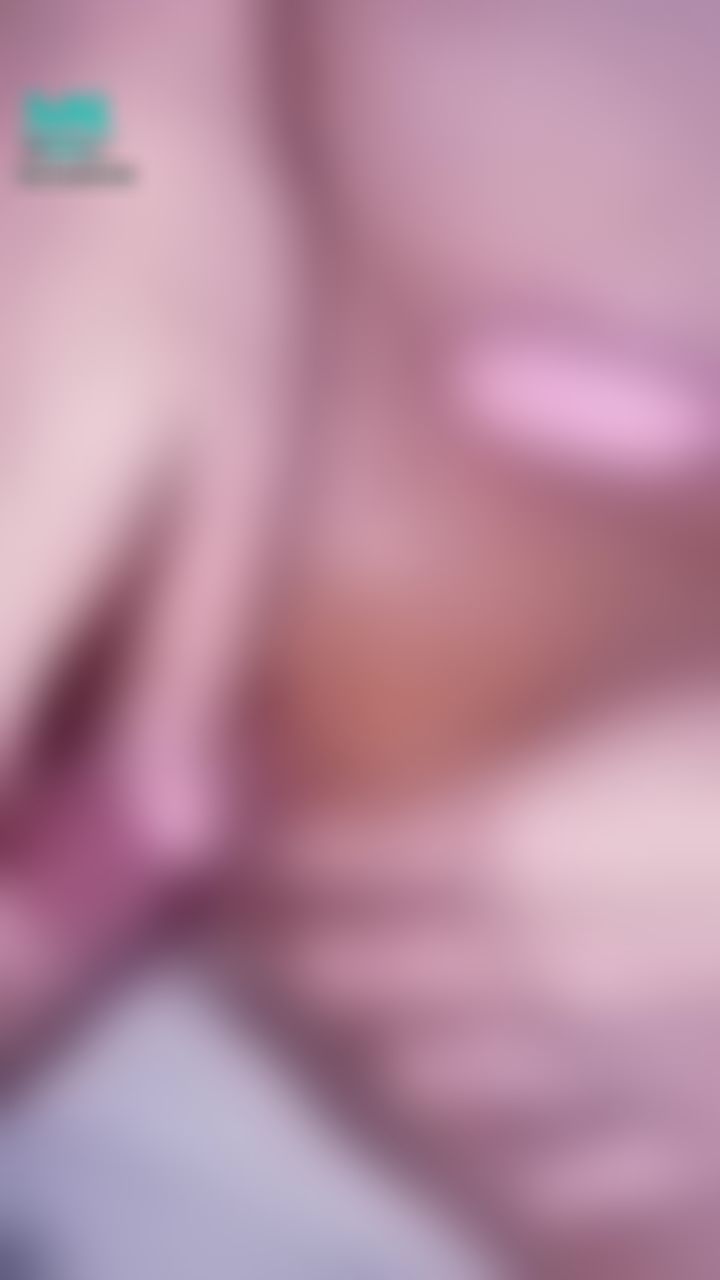 nana_loveu : 前後都插🍆後門塞跳蛋💦前面插肉棒🙈
荳荳在用跳蛋💦nana快不行了🥺🥺🥺