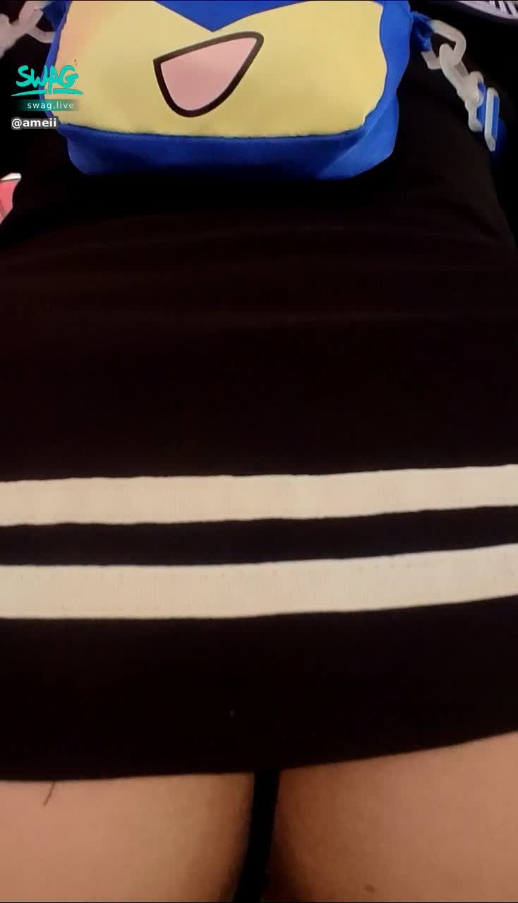 ameii : 上車標準
坐穩
衣服拉好🤣