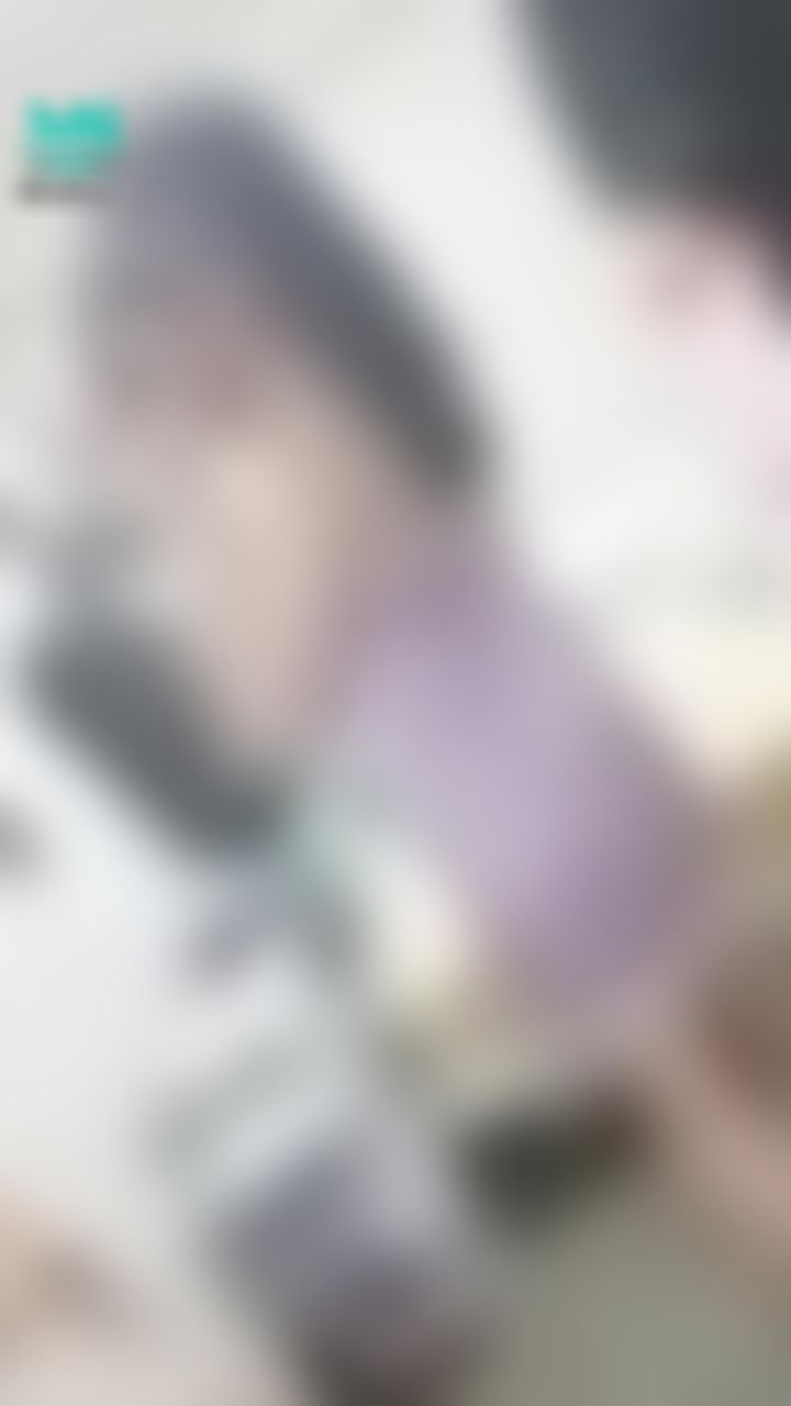 janicee : 睡衣背後的小鏤空😈
輕薄的緞面睡衣🌹
深V蕾絲的領口⭐
silky💗
#長髮 #黑髮 #貼身 #性感 #低胸 #短裙 #長腿 #美腿 #高跟鞋 #細肩帶 #乳溝 #鎖骨 #sexy #蕾絲 #指甲油 #緞面 #黑框 #粗框 #眼鏡
