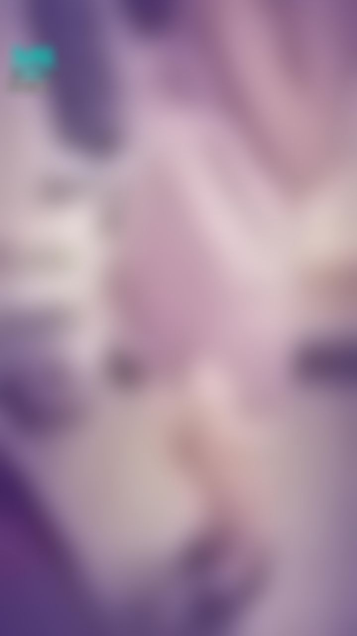 janicee : 蹬著高跟鞋的聲音👠
旋轉與走路時的鞋跟😍
睡衣背後的小鏤空😈
輕薄的緞面睡衣🌹
深V蕾絲的領口⭐
silky💗
#長髮 #黑髮 #貼身 #性感 #低胸 #短裙 #長腿 #美腿 #高跟鞋 #細肩帶 #乳溝 #鎖骨 #sexy #蕾絲 #指甲油 #緞面 #黑框 #粗框 #眼鏡
