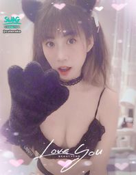 c******o : 貓娘出沒!想不想帶一隻回家呀💕