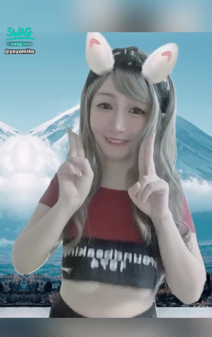 yoyomiko : 🔞蜜可🫣真空系列又來了😳😳😳小白兔在你床上跳跳😝肉球也往外跳