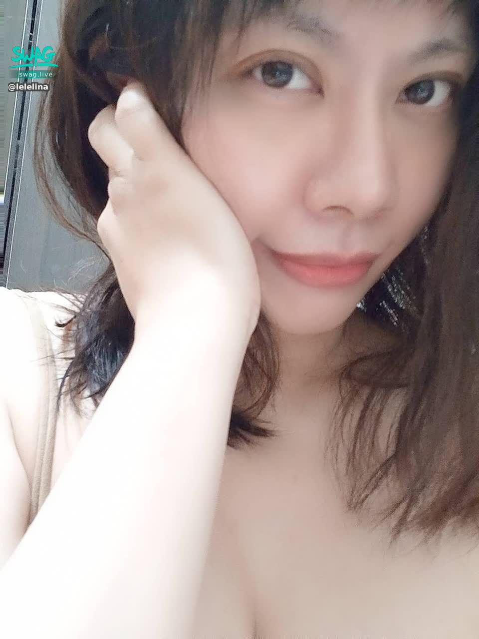  : It's really scary that the people around you are diagnosed. 🙄️🙄️
Even I was once in a computer used by a confirmed patient...
The mouse...and the chair I've sat in... 😭😭😭😭
Tomorrow, the little adults at home will be vaccinated for the first time...
In fact, I will be worried, but I will fight because of the measures...
Otherwise, who wants to get an unnecessary injection 🥲🥲

Waiting for the epidemic to get better...
I hope you can open your mouth and sing and shout.