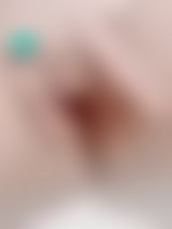 miababe : 一根手指变两根手指自慰慰骚穴给哥哥看👅💦🐳🔥