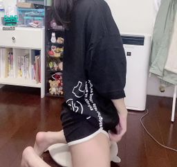 annbd : 背面沒什麼? 那你可以私訊解鎖 咳咳咳咳咳咳 正面啊~不說了我要去咳嗽了嗚嗚嗚嗚