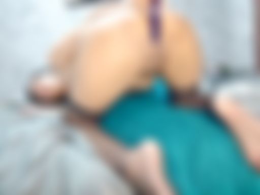  : masturbate dildo