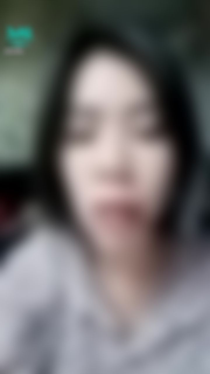 nutty : It's raining, the weather is good, we have to eat sausages 👅😁 #Thai girls #lick