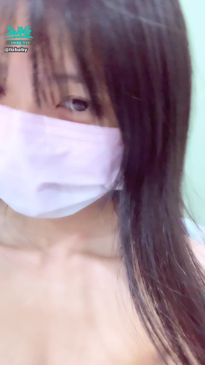 lizbaby : 六月，你好。請多關照
#口罩 #露點 #乳頭 #奶頭 #裸上身 #裸體