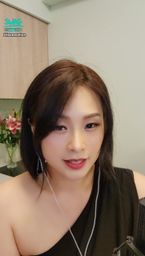 loveevelyn : 跟風一下“愛你”
記得今晚9點來看伊伊跟拉妃lafiite聯播喲🎀
喜歡看我們又色色又搞怪的
要來陪我們喲❤️❤️❤️