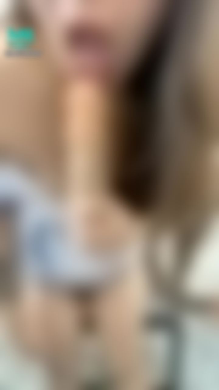 hua_063 : 🔥🔥超變態視角🔥🔥寶貝想要這樣被我玩肉棒嗎🥰🥰
🈵️🈵️的口水🔥🔥🔥

#口交#口水