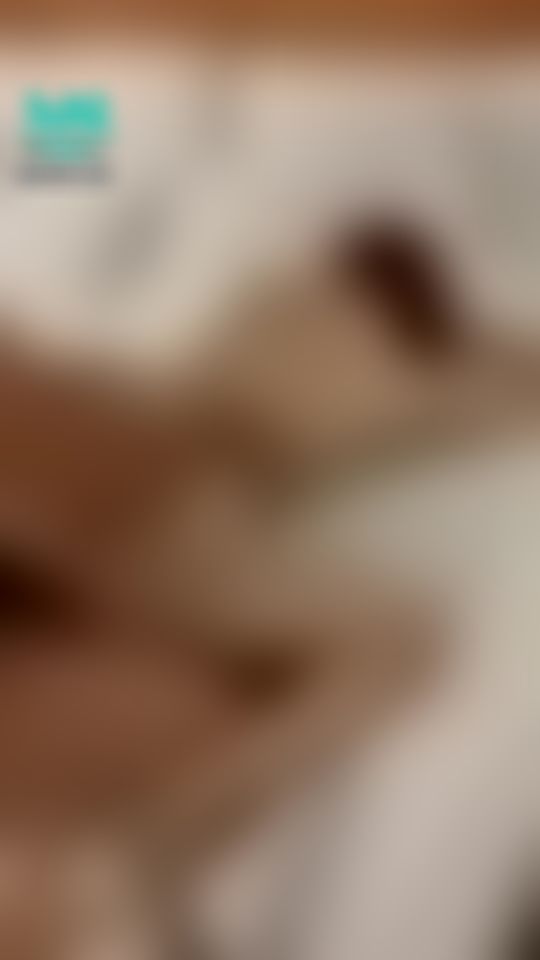 ninibaby : 🔥你沒看錯就是這麼硬🔥這部不得了🙈直接被幹翻船了🙈攤倒在床上‼️第一次被這樣幹翻💕那一進一出的狂抽猛送❤️超舒服❤️現時收藏❤️解鎖並按讚以下三部影片私訊妮妮一句「我愛妮」立馬給你週末射滿滿版本隱藏一系列🥚🥚🥚曾經有粉絲說射到射不出東西來喔😝