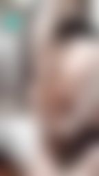 lelelina : 性感露出屁屁溝💋💋💋
凌亂不整的內褲從側邊偽後入應該很爽❤️❤️❤️❤️