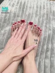 monicaray : Sexy feet 😋