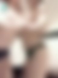 miababe : 🔥女女必解🔥哥哥们都在厕所门外等着呢!等着上厕所还是等着上我们呢?😱😱😱