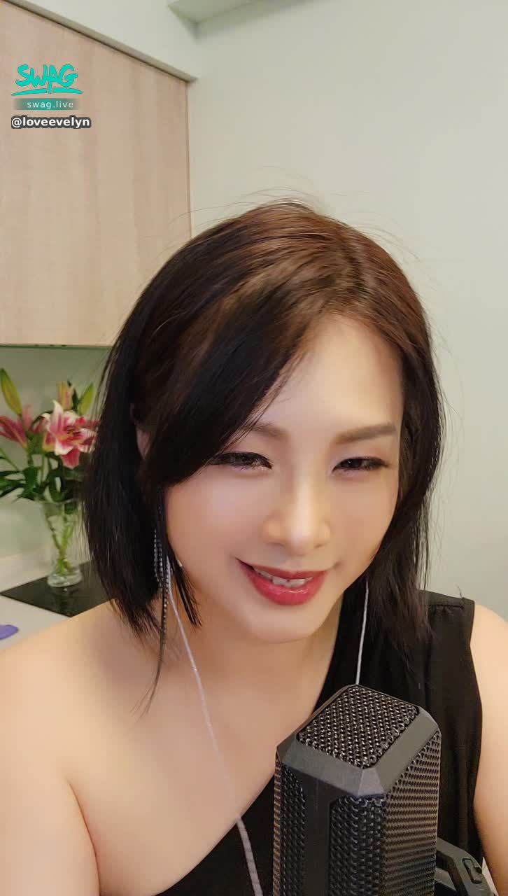 loveevelyn : 🎤🎶很喜歡蔡依林這首歌“都沒差”🎼🎵
覺得歌詞很貼切很有共鳴
我們都會害怕原本的自然色，不被人接納
但伊伊就是喜歡，做自己😋😋😋

→ 鑽石女神就是我！
通關密語一週限用一次
快點私訊我問通關密語 🤫
