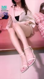 wannababy : 穿這套出門跟你純約會 會不會不小心就硬了🙈🙈🙈