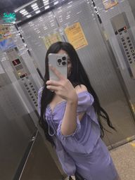 stellajs : 今天美美的😘😘紀念一下🤔🤔
#葡萄 #吃飯約會 #奶