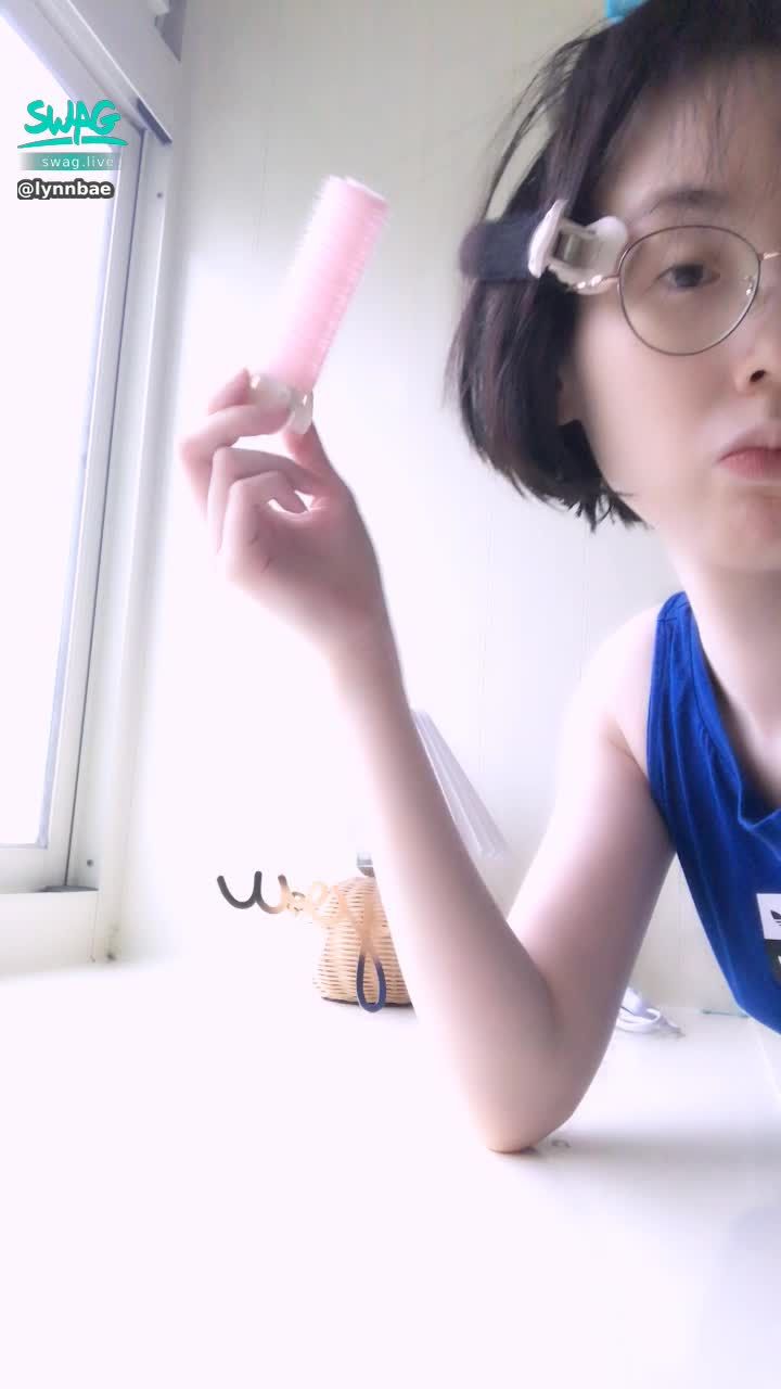 lynnbae : 「作為女人妳必須精緻？」
我奶很精緻阿極品⭐️⭐️⭐️⭐️⭐️

「沒有人有義務必須透過連妳自己都毫不在意的邋遢外表，去發現妳優秀的內在。」

拎北就邋遢！
按怎？啥款？