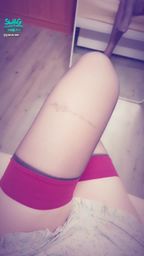 janicee : 近拍黑絲👀
絲襪內的腳趾🎀
新買的黑絲😍
大腿上性感的酒紅色🌹
絕對領域♥️
burgundy💓
#長髮 #黑髮 #sexy #短褲 #氣質 #睡衣 #細肩帶 #鎖骨 #絕對領域 #深V #低胸 #大腿襪 #黑絲 #美腿 #性感 #腳趾 #馬尾 #指甲油