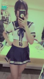 janicee : 露出內衣下緣的水手服💙
開衩超短裙😈
sailor moon💙♥️💙
#長髮 #黑髮 #sexy #短裙 #學生服 #制服 #開衩 #赤腳 #美腿 #性感 #腳趾 #馬尾 #指甲油 #裸足