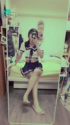 janicee : 坐在床邊的水手服少女拉拉蝴蝶結🎀
露出內衣的制服♥️
發光的腿與開衩超短裙😈
sailor moon💙♥️💙
#長髮 #黑髮 #sexy #短裙 #學生服 #制服 #開衩 #赤腳 #美腿 #性感 #腳趾 #馬尾 #指甲油 #裸足