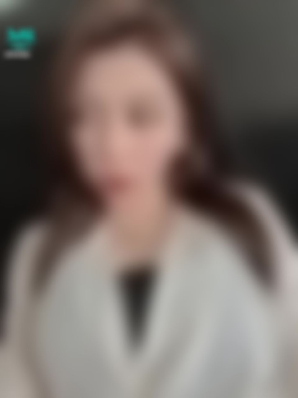  : 如果你的秘書長這樣 😈會不會每天進公司🤣
#葡萄 #秘書