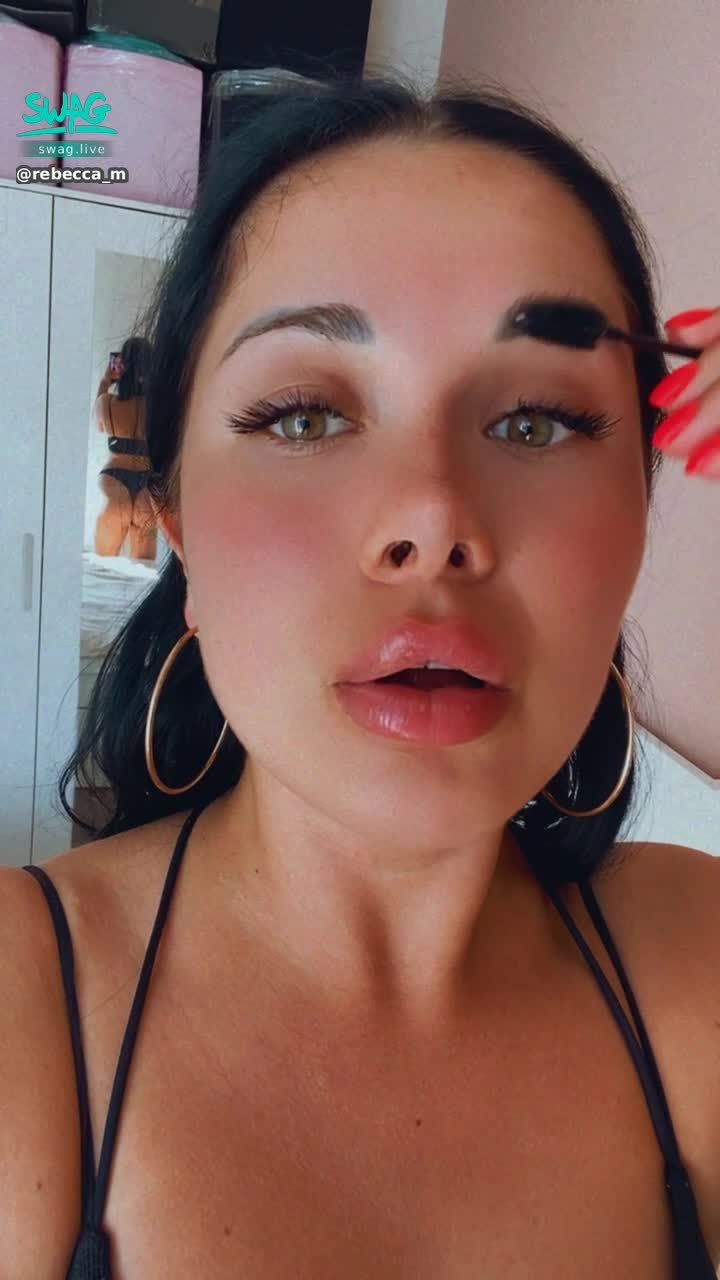 r*******m : Follow me, baby💋