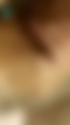 kikilinbabe : 又是廁所裡偷偷掰穴給你看還手指抽插弄出水聲