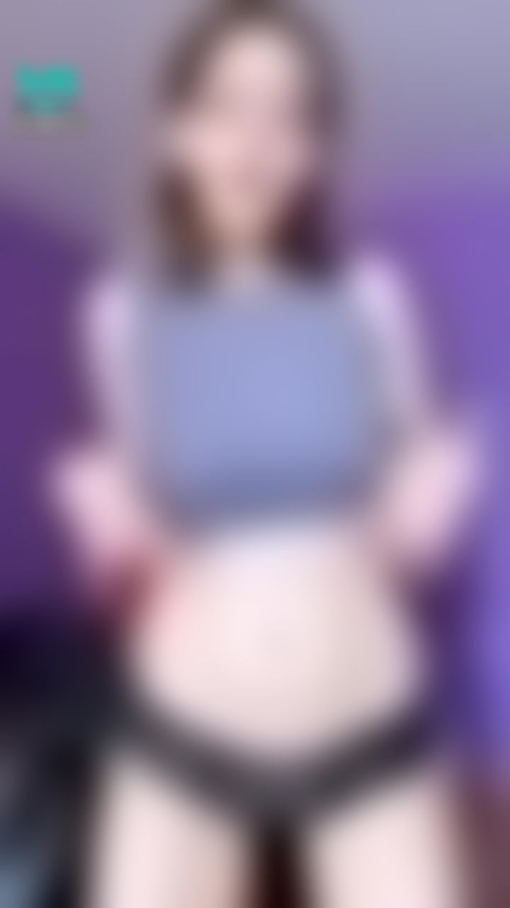 simphonia : Masturbation through clothes🙈