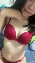 tizzybb : 下播小福利❤️偷露臉一下😈😈謝謝今天來陪伴踢踢的哥哥們🫣🫣好開心呀❤️但是踢踢真的做不到插自己🥵🥵🥵
#福利
